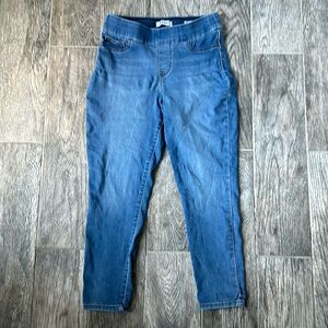 Women Nine West Pull On Jean, Denim, Crop, Size 6